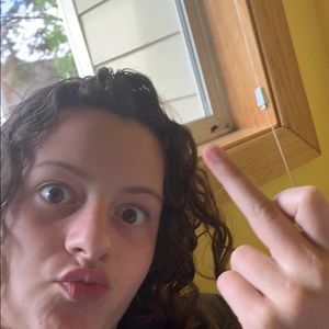 Meet your Posher, Leah